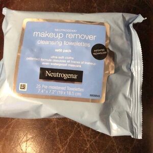 Makeup towels new
